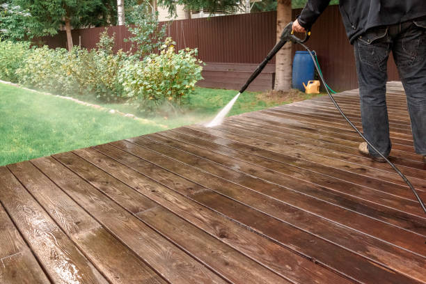 Best Pool Deck Cleaning  in Coronita, CA